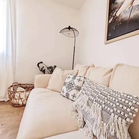 Apartment Parenthese Entre Pic Saint Loup Et Vignes - Meuble De Tourisme 3 Etoiles Les Matelles