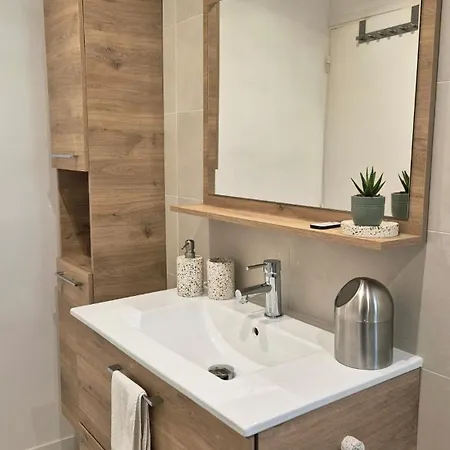Apartment Parenthese Entre Pic Saint Loup Et Vignes - Meuble De Tourisme 3 Etoiles Les Matelles